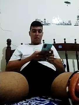 Snapshot of Chocolatinajet chatting on January 12, 2026, 2:24 pm Chocolatinajet online show from January 12, 2026, 2:24 pm