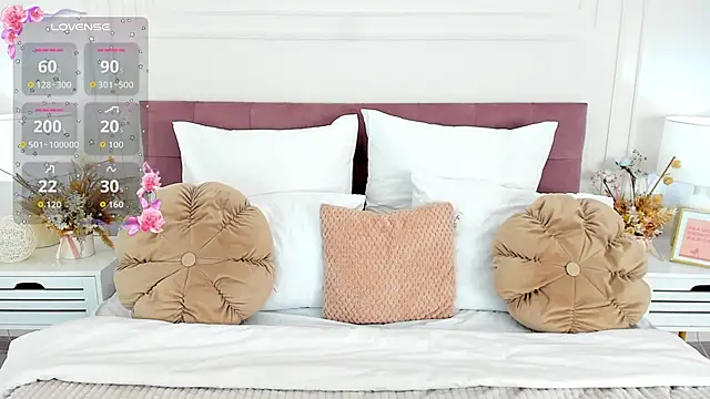 JasmiLyn online show from November 16, 2025, 1:27 pm