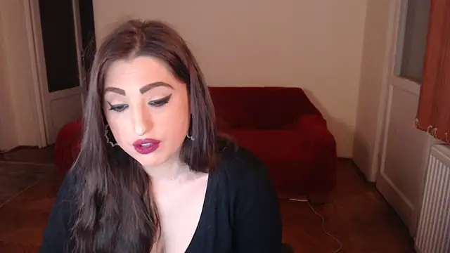 RebeccaStone online show from May 8, 2026, 1:53 am