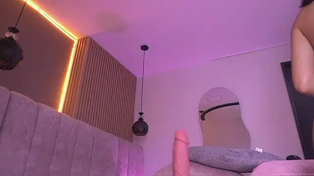 Snapshot of violeta_aroca chatting on June 4, 2026, 3:11 am violeta aroca online show from June 4, 2026, 3:11 am