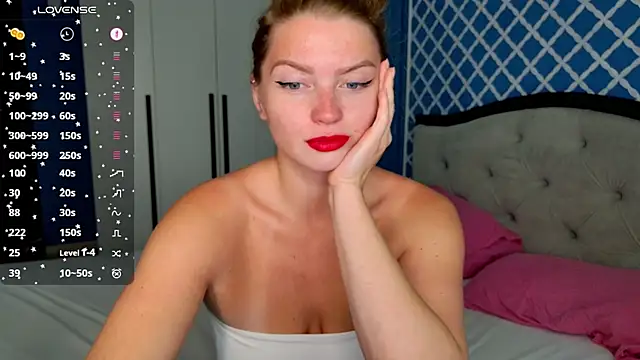 Snapshot of Busty_Redhead chatting on July 3, 2026, 7:26 am Busty Redhead online show from July 3, 2026, 7:26 am