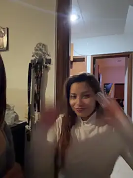 Snapshot of 3littleschoolteens chatting on June 18, 2026, 8:35 am 3littleschoolteens online show from June 18, 2026, 8:35 am