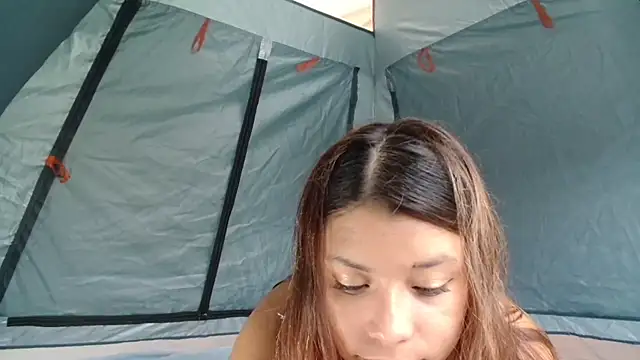 Snapshot of 3littleschoolteens chatting on July 2, 2026, 6:25 pm 3littleschoolteens online show from July 2, 2026, 6:25 pm