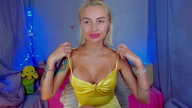 LickLizzy online show from July 28, 2026, 8:52 pm