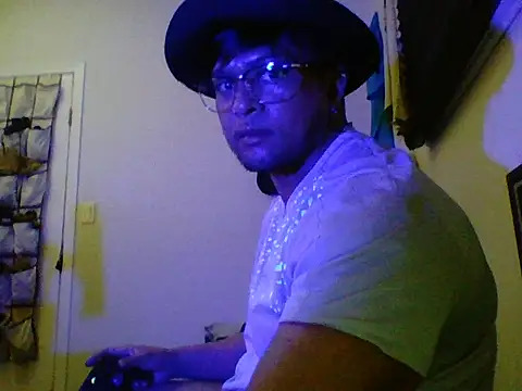 Snapshot of CleanGrey chatting on February 18, 2026, 10:12 am CleanGrey online show from February 18, 2026, 10:12 am