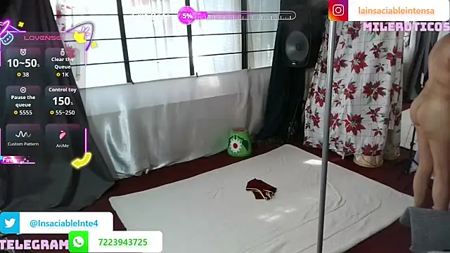 LaInsaciableIntensa online show from December 16, 2025, 4:44 pm