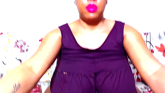 Ebonylovelyx online show from October 29, 2025, 3:27 am