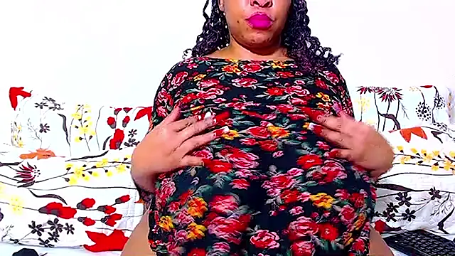 Ebonylovelyx online show from October 5, 2025, 10:11 pm