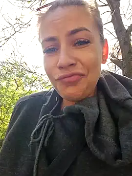 Keli Jessi online show from September 20, 2025, 12:10 pm