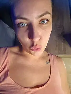 Keli Jessi online show from February 27, 2026, 8:30 pm