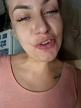 Keli Jessi online show from January 7, 2026, 7:08 pm