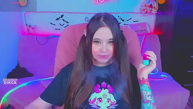 Lolisuccub online show from April 20, 2026, 2:29 pm