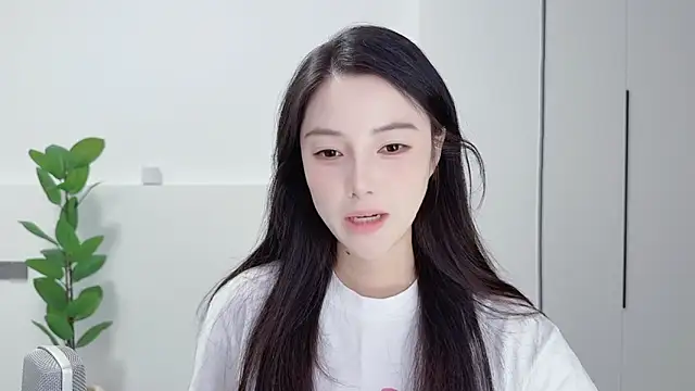 HaagenDazs  online show from September 18, 2025, 12:52 pm