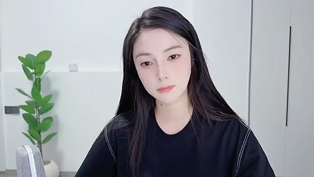 HaagenDazs  online show from October 8, 2025, 1:12 pm