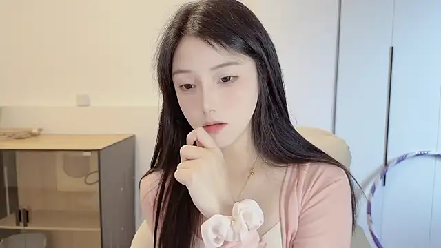 HaagenDazs  online show from May 7, 2026, 5:11 am