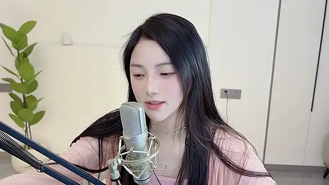 HaagenDazs  online show from March 20, 2025, 4:07 am