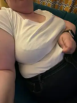 SimplySexiSugar online show from April 28, 2026, 8:46 pm