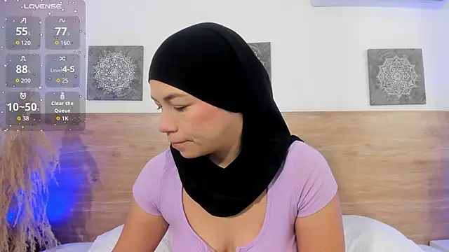aisha vs online show from July 13, 2026, 12:26 pm