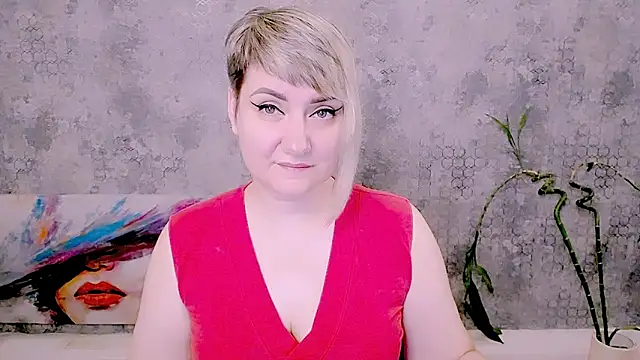 Djullia online show from June 19, 2026, 6:08 am