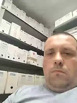 manubm03 online show from July 28, 2026, 10:34 am