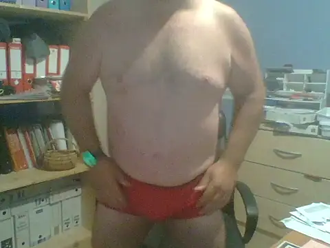 manubm03 online show from June 8, 2026, 7:42 am