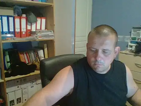 manubm03 online show from July 16, 2026, 10:45 am