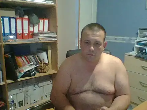 manubm03 online show from July 31, 2026, 5:29 am