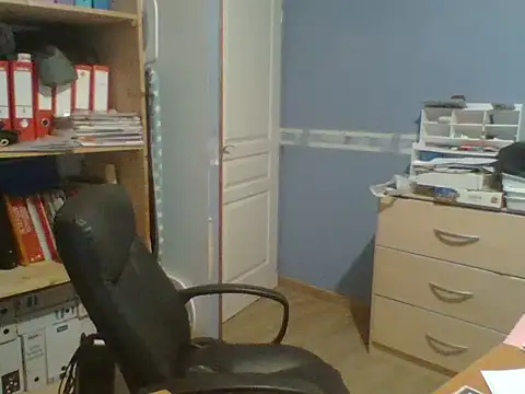 manubm03 online show from June 25, 2026, 3:26 am