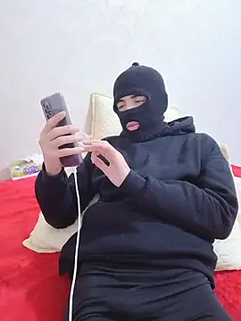 arabqueen online show from December 18, 2025, 9:51 pm