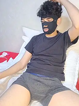 arabqueen online show from June 15, 2026, 7:35 pm