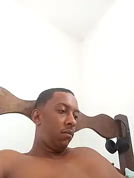 Pretinhoo25 online show from February 17, 2026, 4:26 pm