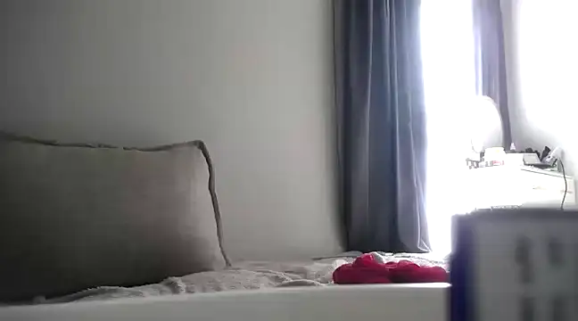 Snapshot of RoyalNerfititi chatting on December 18, 2024, 2:17 pm RoyalNerfititi online show from December 18, 2024, 2:17 pm