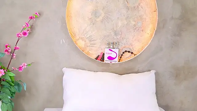 dojacandice online show from June 25, 2026, 9:53 pm