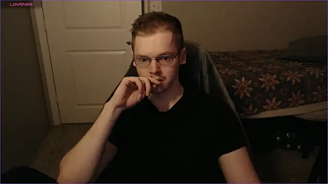 doloresman online show from February 27, 2025, 10:11 am