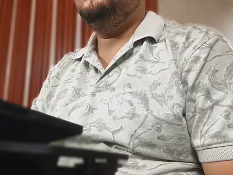 Snapshot of A4h_odin1 chatting on October 24, 2025, 9:19 am A4h odin1 online show from October 24, 2025, 9:19 am