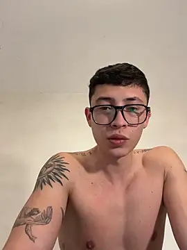 sebas 1122 online show from March 31, 2026, 4:42 pm