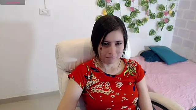 tania sweet   online show from September 9, 2025, 3:43 pm