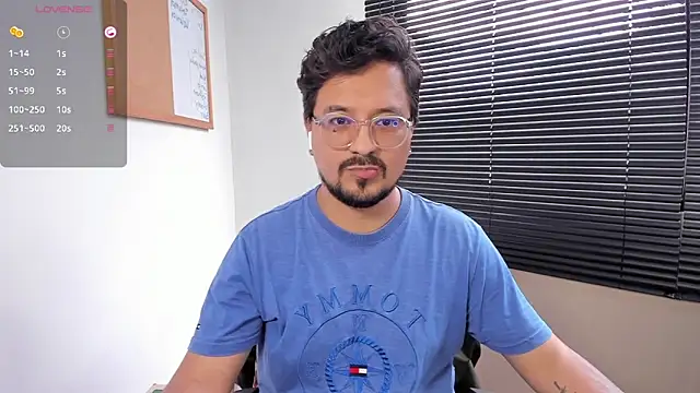 DaviidEvans  online show from December 11, 2024, 7:25 pm