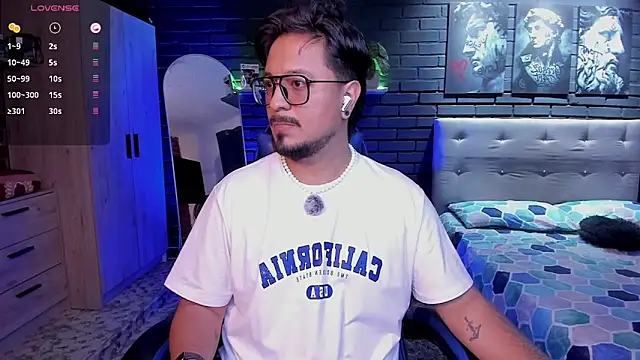 Snapshot of DaviidEvans_ chatting on March 19, 2026, 2:50 pm DaviidEvans online show from March 19, 2026, 2:50 pm