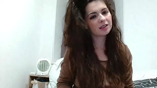 desirmiss1 online show from December 23, 2025, 7:40 am