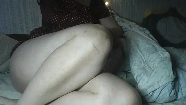Alma Evelynne online show from June 13, 2026, 9:13 pm