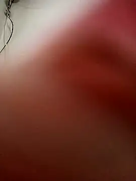   valentina18 online show from September 9, 2025, 1:09 pm