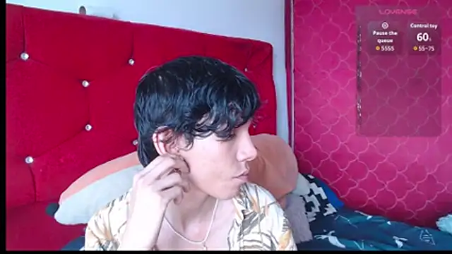 Snapshot of LAICK_01 chatting on February 24, 2026, 7:04 pm LAICK 01 online show from February 24, 2026, 7:04 pm