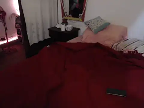 deftoolceles online show from October 7, 2025, 11:06 pm