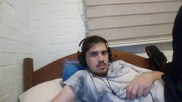 hung weeb online show from December 10, 2024, 3:41 am