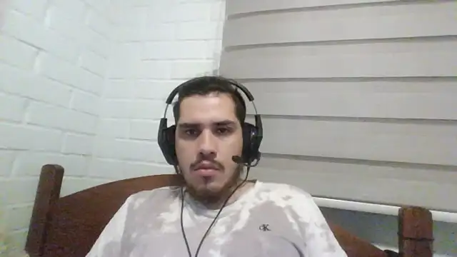 hung weeb online show from December 4, 2024, 1:19 am