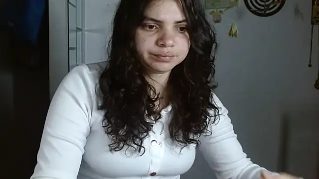 Nikkykora15 online show from April 21, 2026, 1:07 am