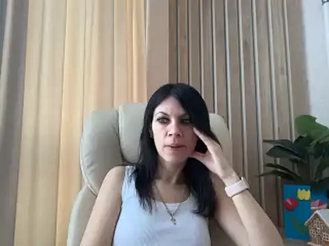 Snapshot of InjaAtHome chatting on March 17, 2026, 7:11 am InjaAtHome online show from March 17, 2026, 7:11 am