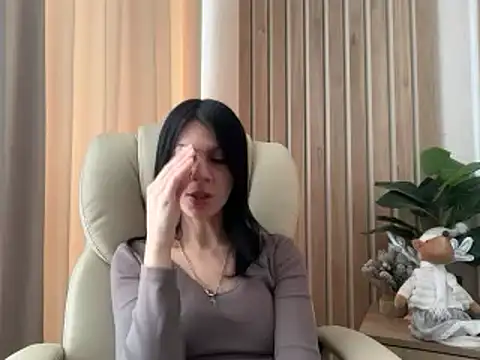 Snapshot of InjaAtHome chatting on February 24, 2026, 7:31 am InjaAtHome online show from February 24, 2026, 7:31 am