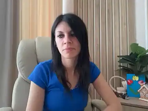 Snapshot of InjaAtHome chatting on June 28, 2026, 4:52 am InjaAtHome online show from June 28, 2026, 4:52 am